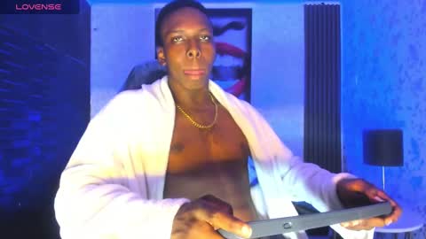 Snapshot of jd_thebaby chatting on March 2025 12:33:02 PM jd thebaby online show from March 2025 12:33:02 PM