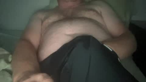 jdog31982 online show from June 2026 12:19:01 PM