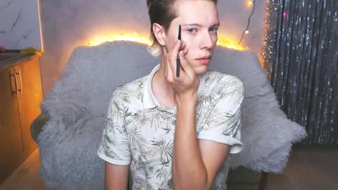 Angel online show from January 2025 03:14:02 PM