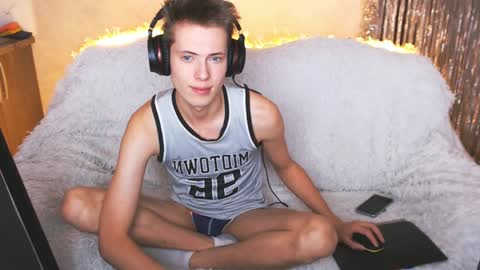 Angel online show from February 2025 03:30:02 AM