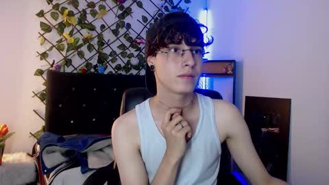 jeam_hot online show from December 2025 10:05:01 PM