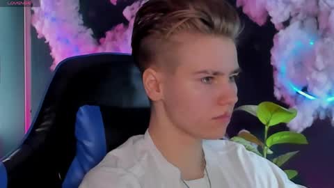 jean_wilsons online show from April 2026 11:16:01 AM