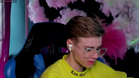 jean_wilsons online show from April 2026 11:13:01 AM