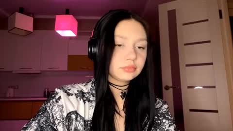 Jeane online show from December 2025 03:18:02 PM