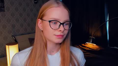 Jenny online show from October 2025 07:18:02 AM