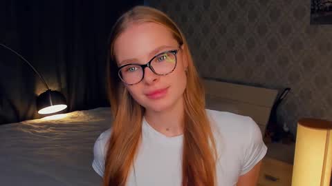 Jenny online show from October 2025 07:11:01 AM