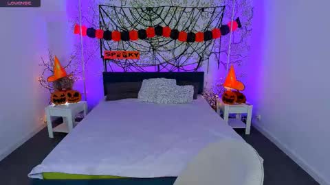 jeanniefox_ online show from October 2025 06:14:02 AM