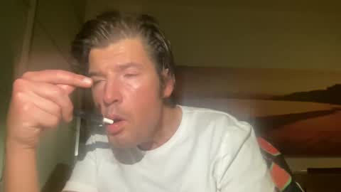 Snapshot of jeanslov chatting on December 2024 05:07:02 AM jeanslov online show from December 2024 05:07:02 AM