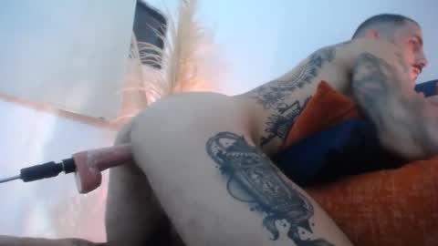 Snapshot of jeff_cube chatting on May 2026 04:50:01 AM Jeff and Mugi Independent model online show from May 2026 04:50:01 AM