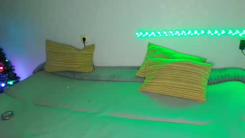 Snapshot of jeff_ray_ chatting on January 2025 11:09:01 PM Jeff online show from January 2025 11:09:01 PM