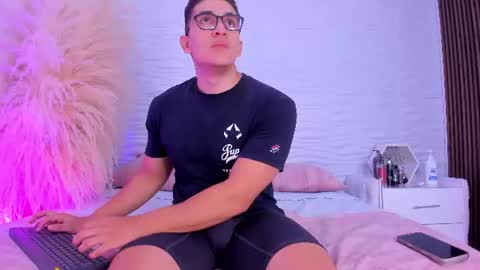 Jeff online show from June 2026 07:40:01 PM