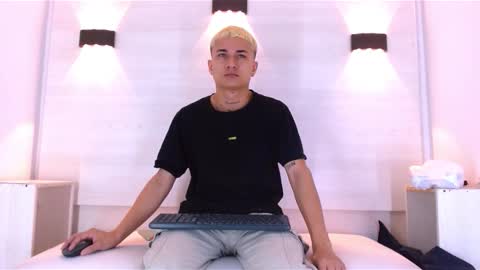 jeic 18 online show from October 2025 12:34:02 PM