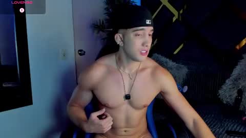 Snapshot of jeicob_stone1 chatting on July 2026 01:29:01 AM JEICOB STONE online show from July 2026 01:29:01 AM
