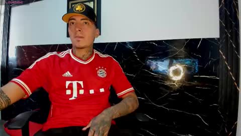 Snapshot of jeicoo_grey chatting on January 2026 04:45:01 PM jeicoo grey online show from January 2026 04:45:01 PM