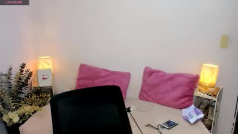 Lexie online show from November 2025 07:19:01 AM