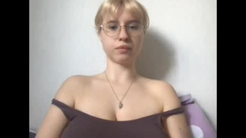 Inna  online show from May 2026 05:57:02 AM