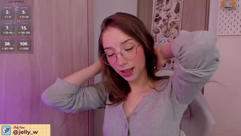 Jelly  online show from December 2024 04:38:01 PM