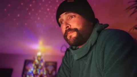 Guy Jones online show from December 2024 12:44:01 AM