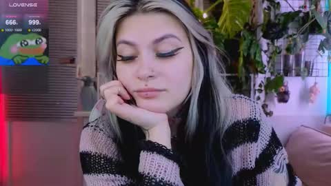 Jelya online show from December 2025 03:18:02 PM