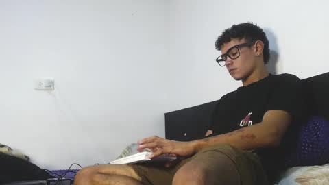 Snapshot of jenfrysuarez chatting on November 2025 11:51:01 PM jenfrysuarez online show from November 2025 11:51:01 PM