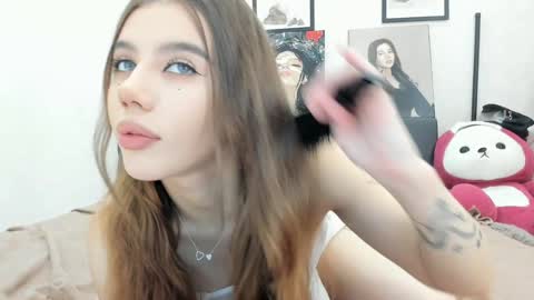 Dolly online show from March 2026 01:33:01 PM