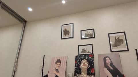 Snapshot of jenie_fire chatting on May 2026 01:38:01 PM Dolly online show from May 2026 01:38:01 PM