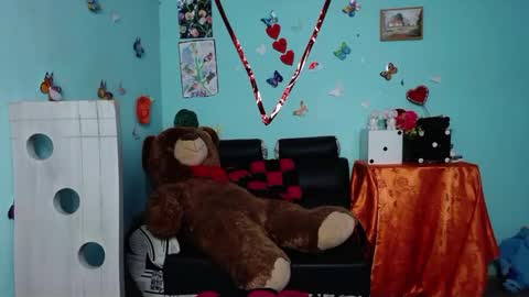 jenifer bigboobs online show from January 2025 06:54:01 PM