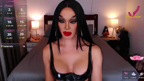 Snapshot of jenifers_body chatting on September 2025 05:11:01 AM Queen Jenifer online show from September 2025 05:11:01 AM