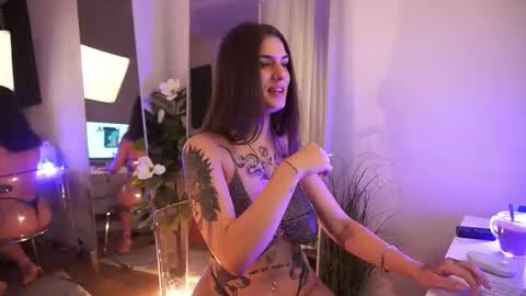 Snapshot of jeniffer_foxx chatting on September 2025 04:45:02 AM jeniffer_foxx online show from September 2025 04:45:02 AM