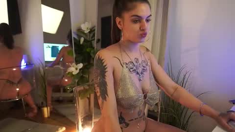 Snapshot of jeniffer_foxx chatting on September 2025 04:47:01 AM jeniffer_foxx online show from September 2025 04:47:01 AM