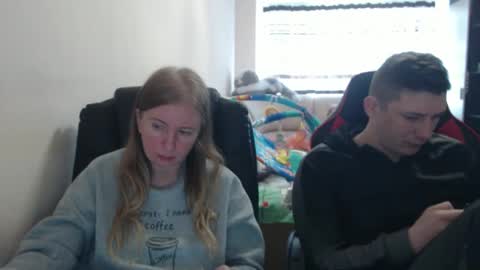 JenisAndPeter online show from October 2025 07:20:02 AM