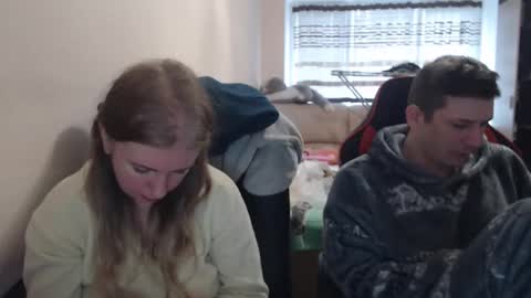 JenisAndPeter online show from November 2025 07:52:01 AM