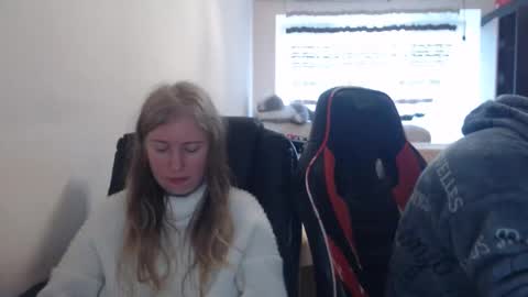 JenisAndPeter online show from March 2026 07:38:01 AM