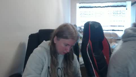 JenisAndPeter online show from March 2026 07:37:02 AM