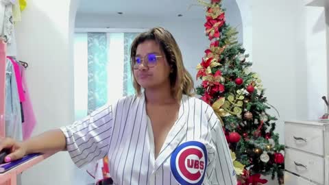 Snapshot of jenn_hot1 chatting on December 2024 07:00:02 PM jenn online show from December 2024 07:00:02 PM