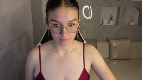 Snapshot of jenna_tx chatting on October 2025 02:56:02 AM Online 800 to 1400 online show from October 2025 02:56:02 AM