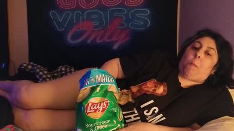  Dragon Queen. Be my Dragon --  and  online show from November 2025 02:47:02 AM