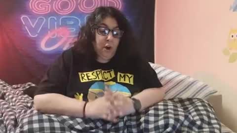 Snapshot of jennabrady chatting on June 2026 11:10:01 PM Dragon Queen. Be my Dragon -- and online show from June 2026 11:10:01 PM