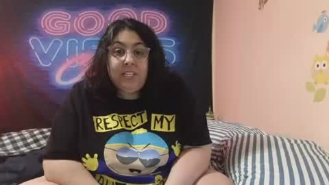 Snapshot of jennabrady chatting on July 2026 10:25:02 PM Dragon Queen. Be my Dragon -- and online show from July 2026 10:25:02 PM