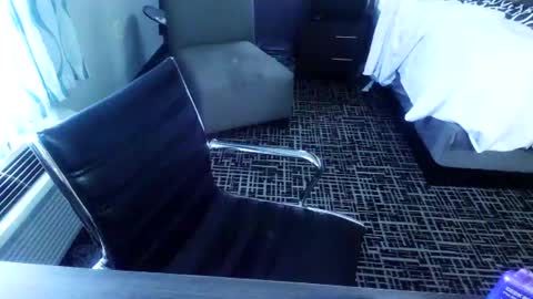 Jenna Cross online show from December 2024 06:26:02 PM