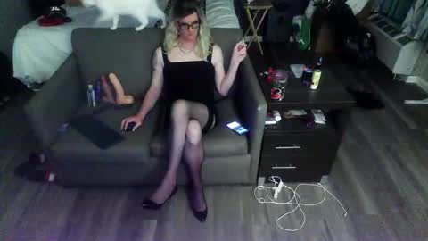 Jenna Cross online show from April 2026 02:49:01 AM