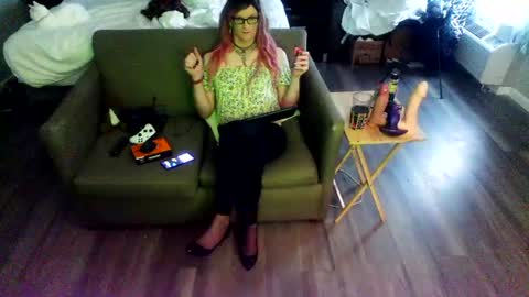 Snapshot of jennacd4life chatting on July 2026 12:06:02 AM Jenna Cross online show from July 2026 12:06:02 AM