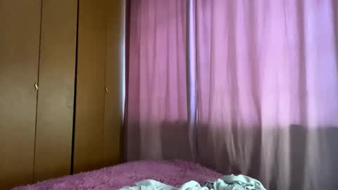 Mia online show from January 2026 10:06:02 AM