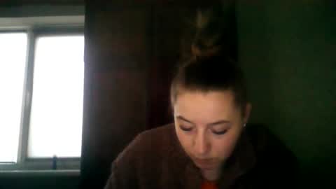 Snapshot of jennamolberty chatting on April 2026 04:42:02 PM JennaMolberty online show from April 2026 04:42:02 PM