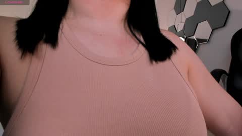 Snapshot of jennaolson chatting on February 2025 06:19:01 PM Jenna Olson online show from February 2025 06:19:01 PM