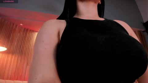 Snapshot of jennaolson chatting on February 2025 06:31:02 PM Jenna Olson online show from February 2025 06:31:02 PM