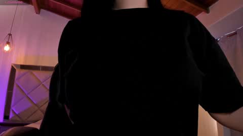 Snapshot of jennaolson chatting on March 2025 06:05:02 PM Jenna Olson online show from March 2025 06:05:02 PM