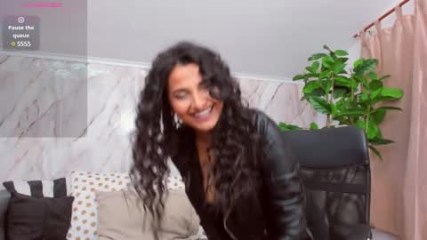 JennaPrice online show from December 2024 02:31:02 PM