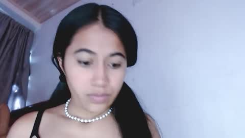 Snapshot of jenner_lena chatting on May 2026 07:11:01 PM jenner_lena online show from May 2026 07:11:01 PM