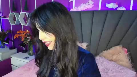 Jenner online show from December 2024 07:13:02 AM